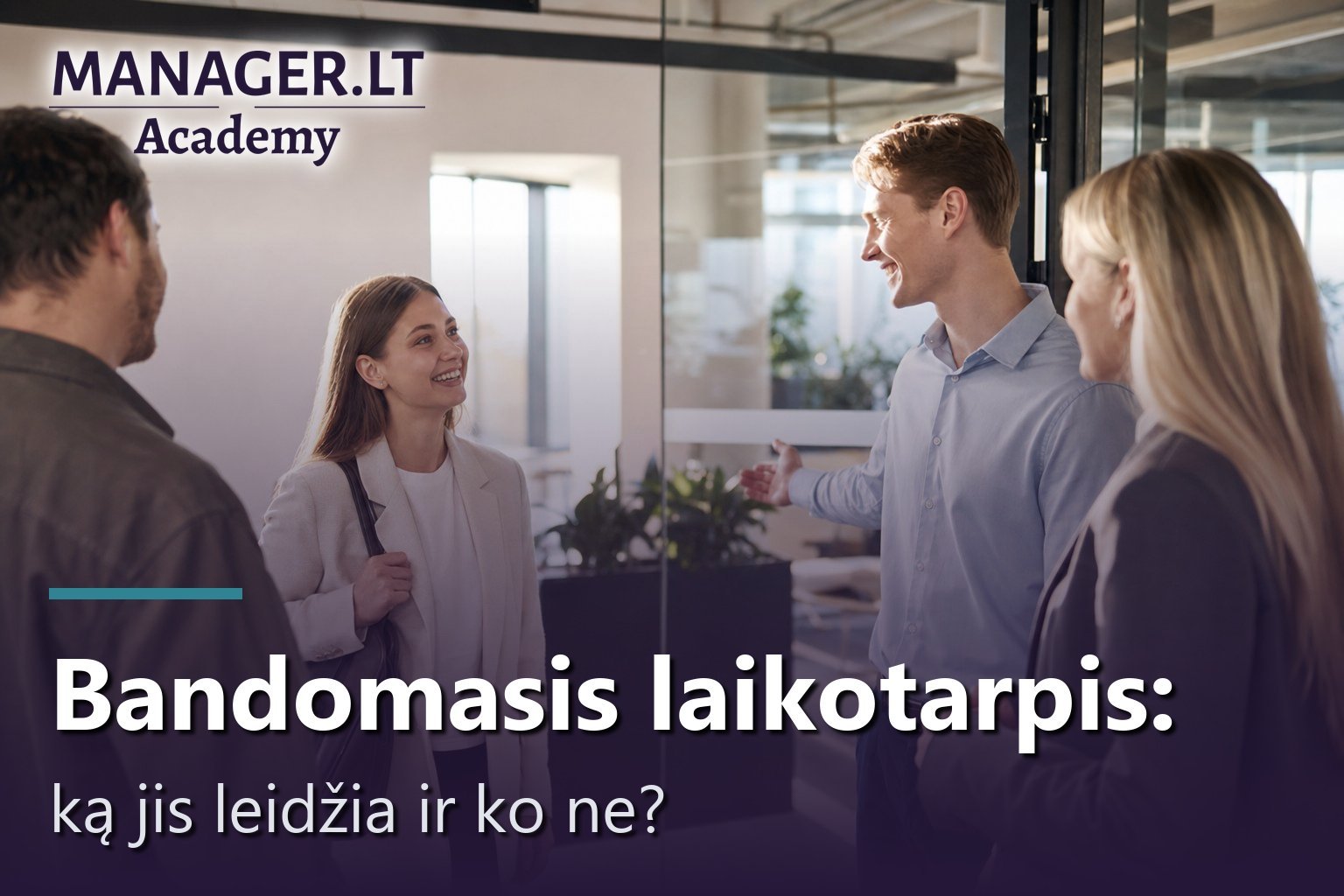 Naujas darbuotojas pirmą darbo dieną pasitinkamas kolegų biure