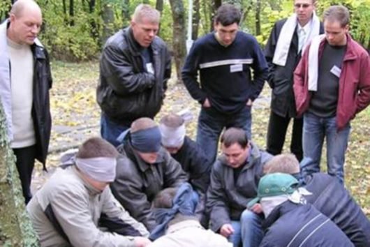 Manager.LT Academy team building programs in English